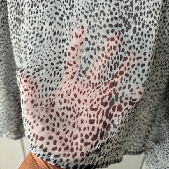 Adrienne  Oversized Top Kaftan V Neck Tunic Animal Print Chiffon Size Large - Picture 7 of 9